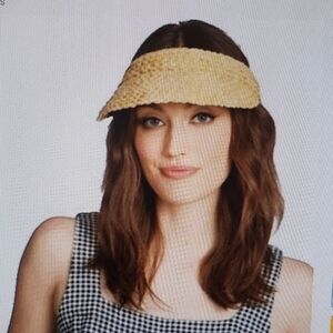 BEACH RIOT NWT. STRAW VISOR OS. VELCRO.